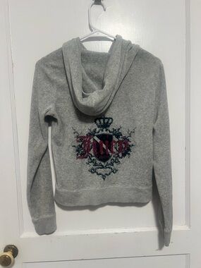 Vintage 90s Y2K Juicy
Couture grey velour track jacket crest Size M